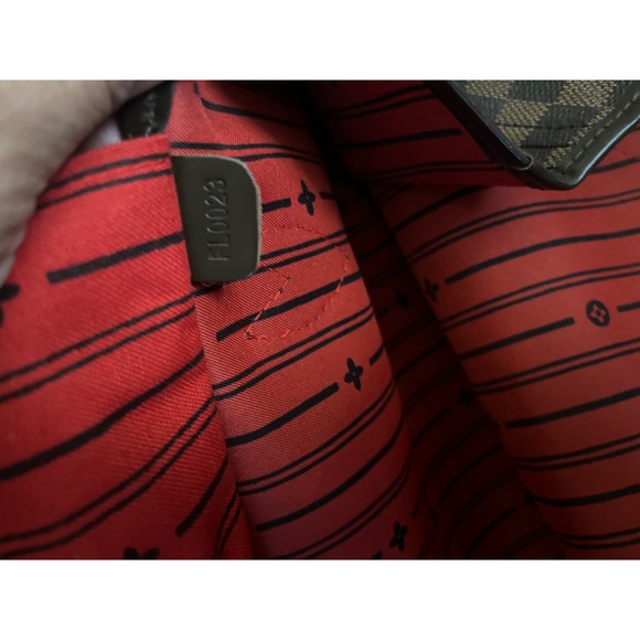 Louis Vuitton Neverfull MM Damier Ebene Canvas Tote Bag Red Interior - Picture 12 of 12